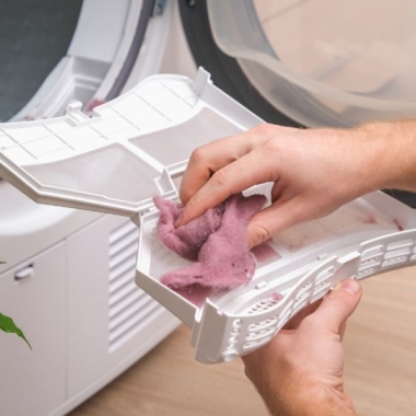 Vệ Sinh Máy Sấy Tại Đà Nẵng – Điện Lạnh Minh Phúc